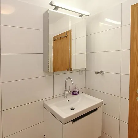 Gorch-fock-park Haus 02 Gorch-fock-park 2 13 *